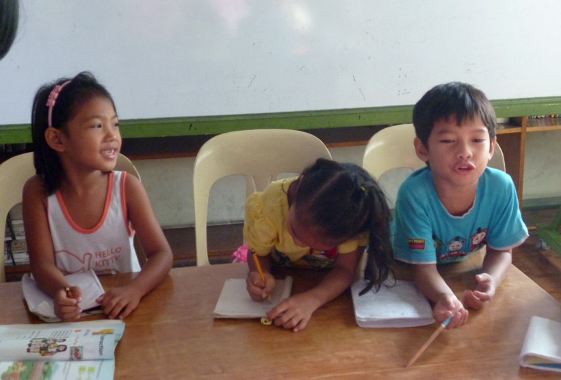 Que niños en Manila sin recursos mejoren su educación y su alimentación